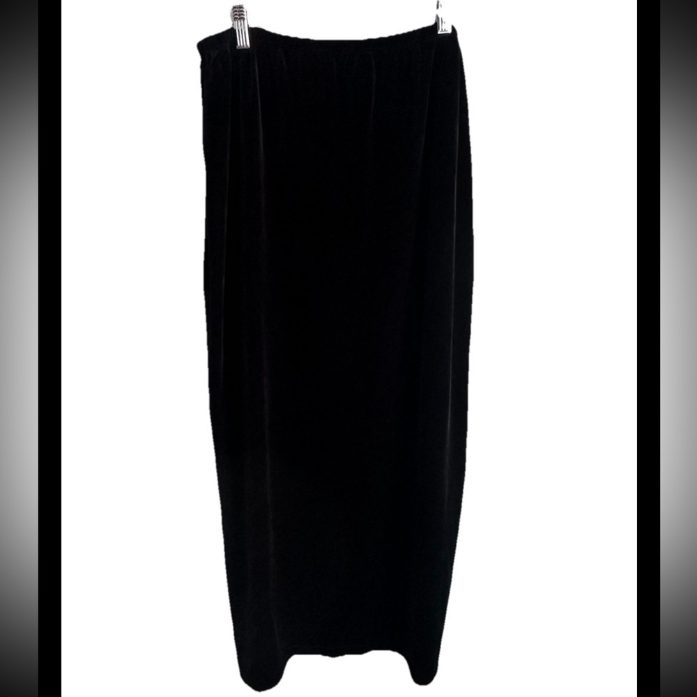 CHICOS Black Velour Poly Spandex Midi Elastic Waist Tube Skirt Sz 12